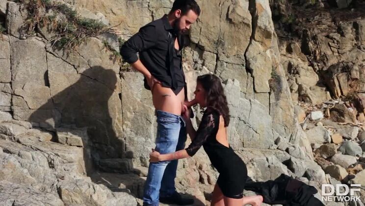 [OnlyBlowjob] - Brunette Babe Verona Sky Blows Boyfriend At Beach - Verona Sky