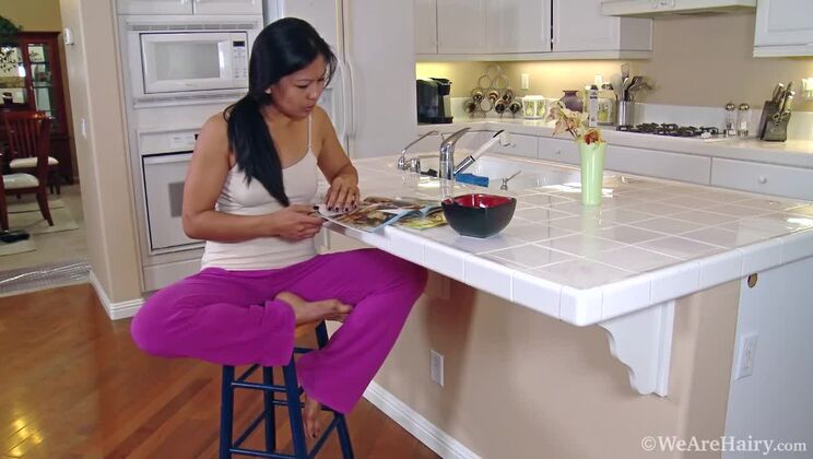 Max Mikita Solo Hairy Girl Playtime