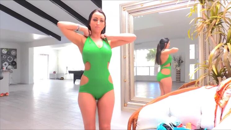 Naughty Solo: Young Brunette and Her Toys