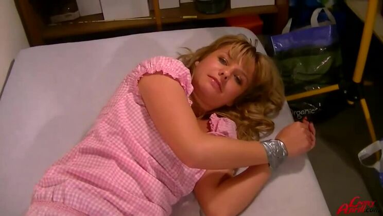 [Tainster] - Bella Anne Gets Pissed On By Leony Aprill - Leony aprill - Bella Anne