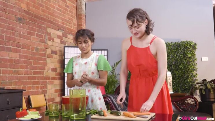 Rubi Valentine And Dodi In Lesbian Salad Mates