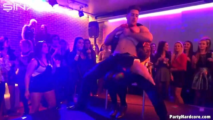 [Tainster] - Big Tits Blondes Get Crazy At The Party - Klarisa Leone - Dina - Leony aprill - melanie crush - Dorina Gold - Crystalis - Zuzana Zeleznovova