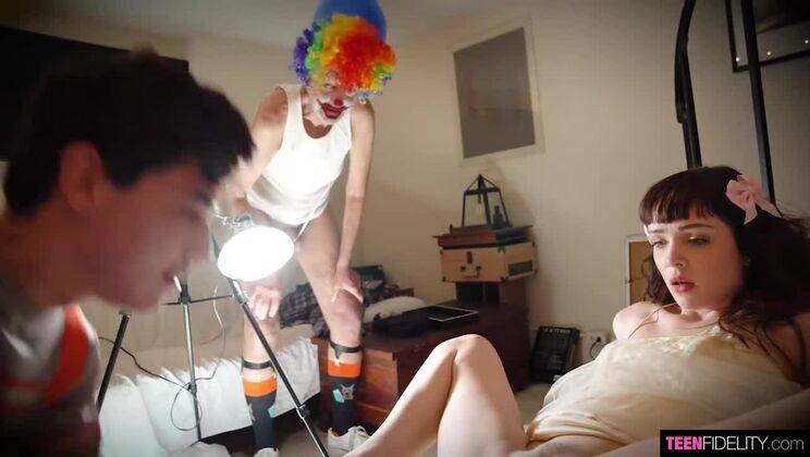 [TeenFidelity] - Aliya Brynn - The Brunette Bombshell - Juan El Caballo Loco - Aliya Brynn