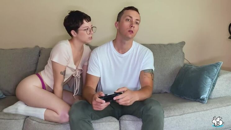 [TrueAmateurs] - Bambi Bluu Blonde Tattoo Beauty in New Show