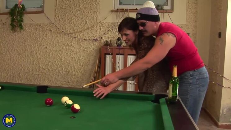 Mature Slut Gets Creampie from Safina