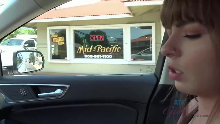 [ATKGirlfriends] - Outdoor Fingering Fun with Alex Blake - Alex Blake