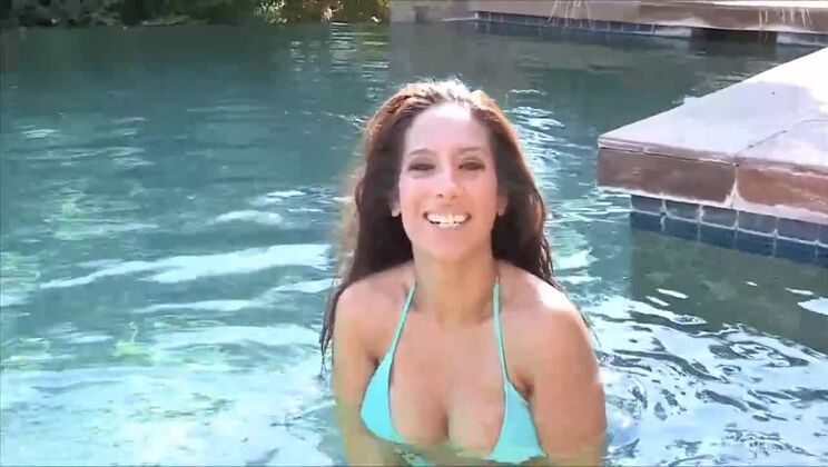 Zoey 10 - Young and Beautiful Texan Nudist