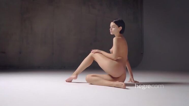 [Hegre] - Fantasy Comes True with Beautiful Ariel