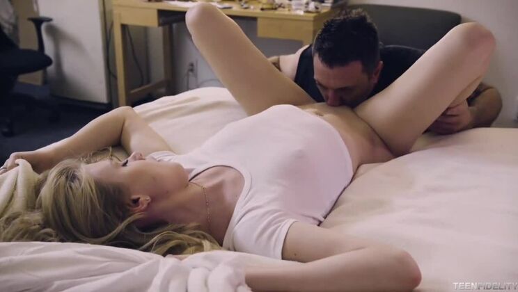 [TeenFidelity] - Young Hannah Hays Gives Mark Zane A Handjob - Hannah Hays - Mark Zane