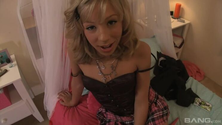 Chastity Lynn's Deepthroat Skills Earn Her a Cum Reward