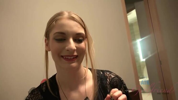 Ela Darling Girlfriend Experience