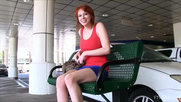 Zoey's Beautiful Body on Full Display