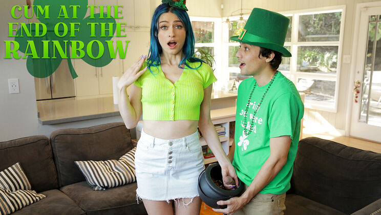 [StepSiblingsCaught] - Stepsister Jewelz Blu Gives Head - Jewelz Blu