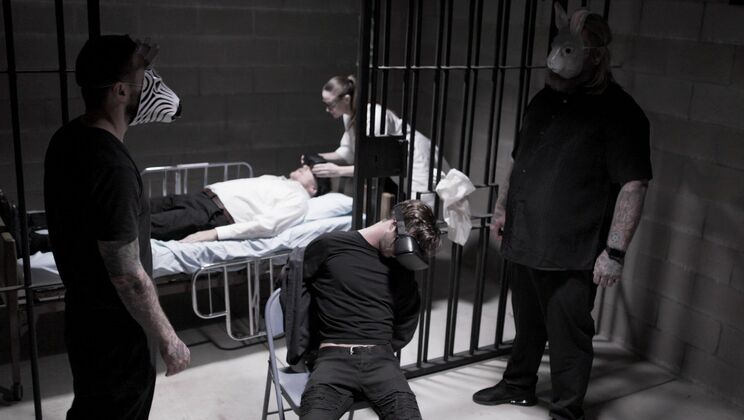 Recalling the Past: Jaye Summers' Massive Facial