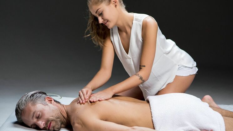 [Joymii] - Blonde Tiffany's Kinky Massagecumming - Lutro - Tiffany Tatum