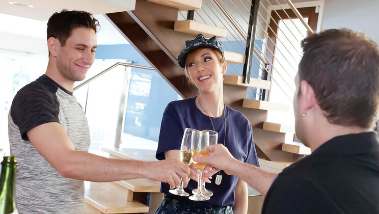 Stepmom Taboo: Star Spangled Nights