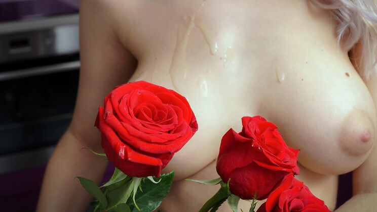 Busty Girlfriend Sex With Adam Ocelot