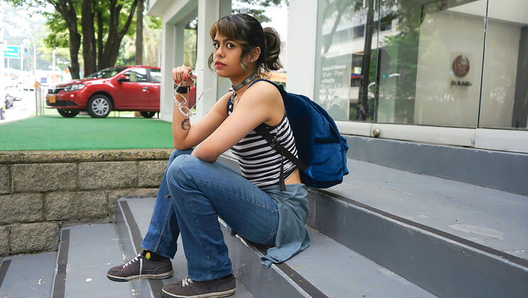 Young Alt Girl Lulu Gets Wild