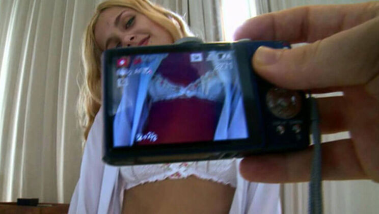 Sasha's Blowjob Frenzy!