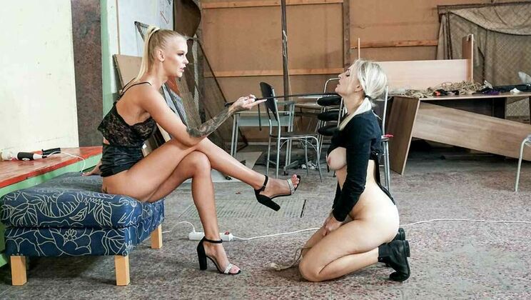 [Submissed] - High Heels Domination Lesbian - ARIELA DONOVAN - Kirsty Waterfall