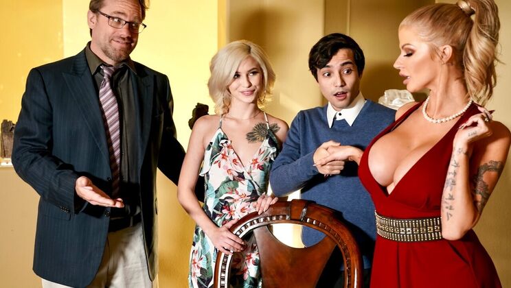 [Brazzers] - Foot Worship with Kiara and Joslyn - Ricky Spanish - Kiara Cole - Joslyn James