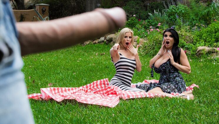 [Brazzers] - Lesbian Fun In The Park
