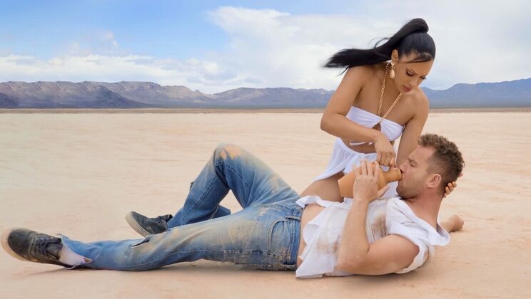 [Brazzers] - Sexy Thirst Trap