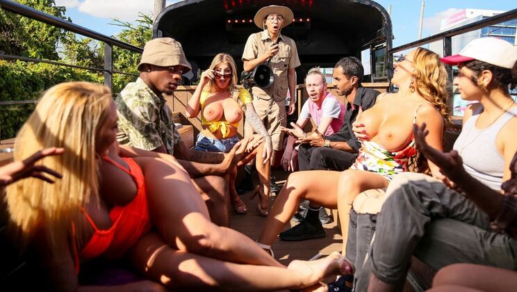 [Brazzers] - Sensual City Tour