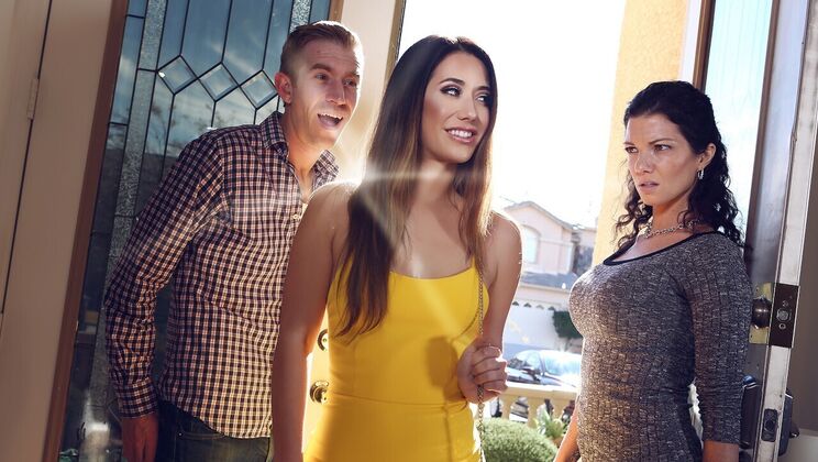 [Brazzers] - Deepthroat with Eva Lovia