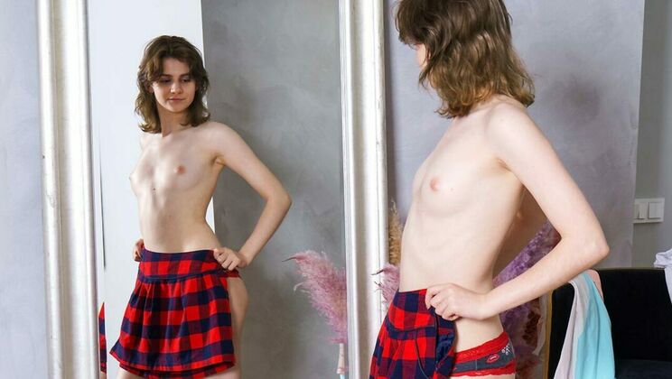 [ClubSweethearts] - Little Brunette Beauty