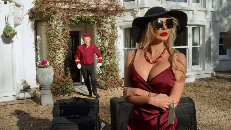 [Brazzers] - MILF Amber's Missionary Masterclass