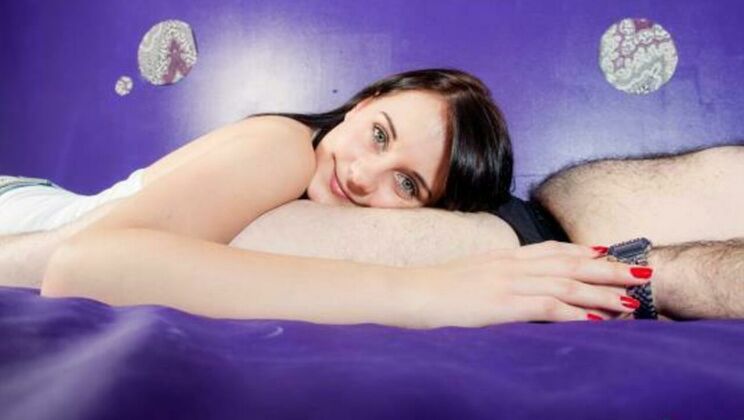 [BeautyandtheSenior] - Brunette Leda Blowjob