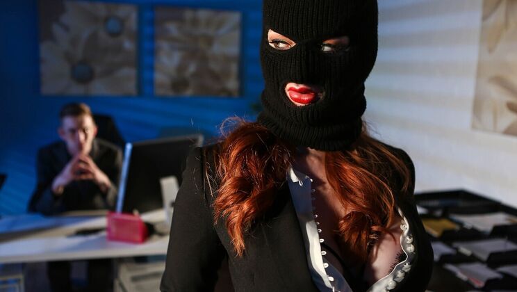 [Brazzers] - High Heels and High Stakes Espionage - Danny D - Zara DuRose