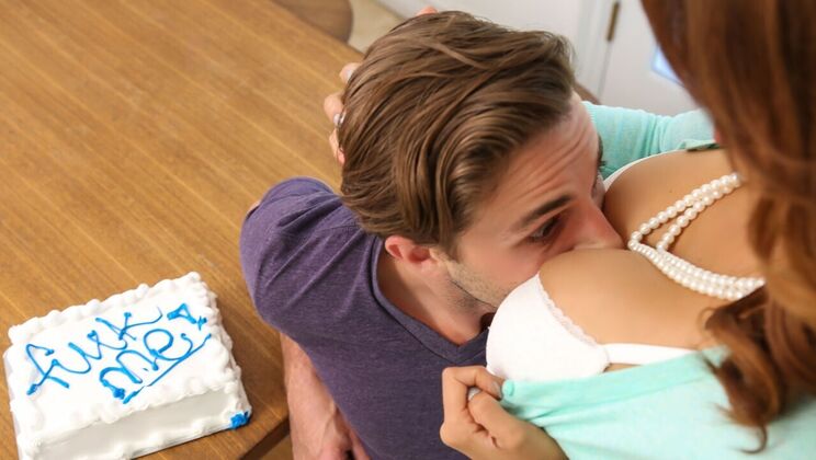 Lucas Frost Fucks Hot MILF Isis Love