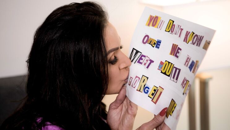 [Brazzers] - Kendra Lust's Wet and Wild Outdoor Sex Adventure