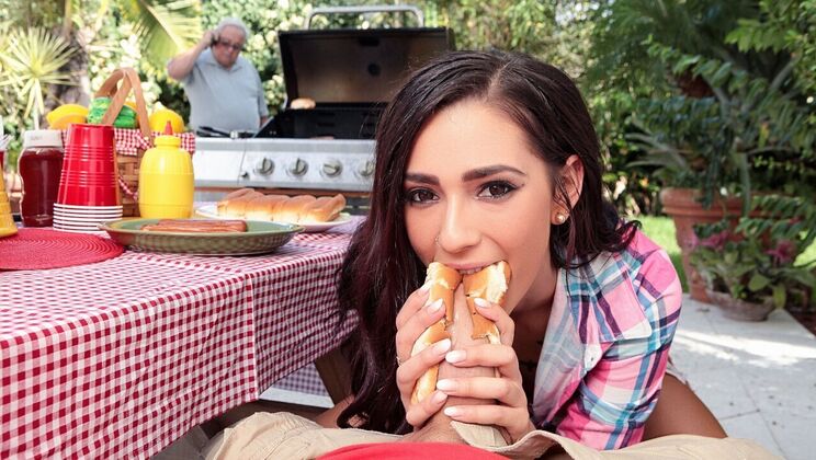 Deepthroat on a Park Bench