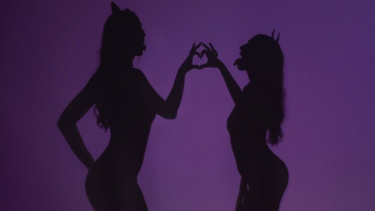 [WeLiveTogether] - Shade and Spank: Lesbian Lust - Gianna Dior - Desiree Dulce