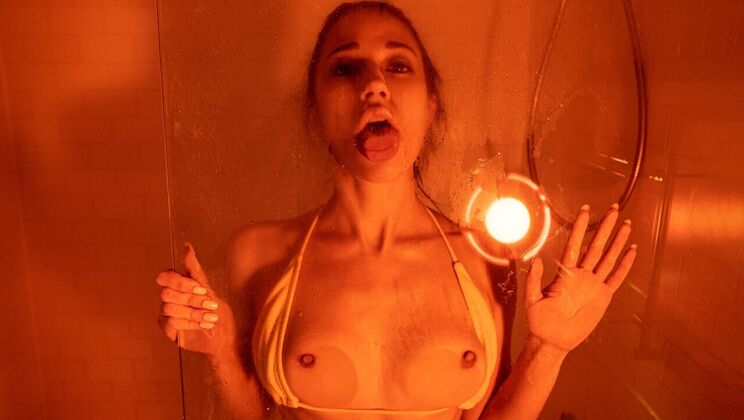 Outdoor Fun with Brunette Babe