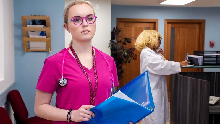 [LookAtHerNow] - Cumming on the Nurse - Xander Corvus - River Fox