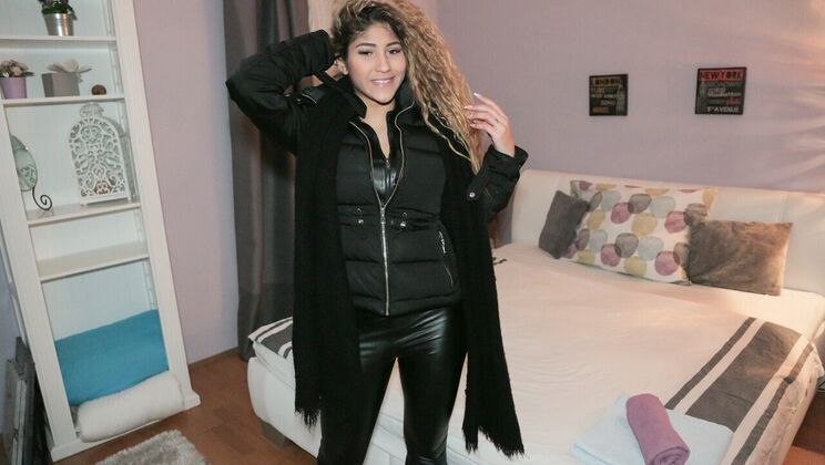 [PublicAgent] - Fucking in Public with Venus Afrodita and Thomas Salek - Venus Afrodita - Thomas Salek