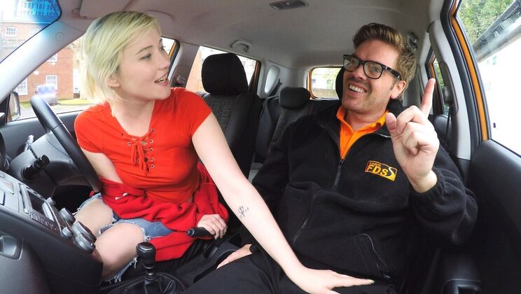 Blowjob in the Car with Ryan Ryder