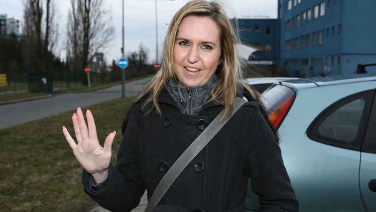 Blonde Babe Sucks and Fucks in Vehicle