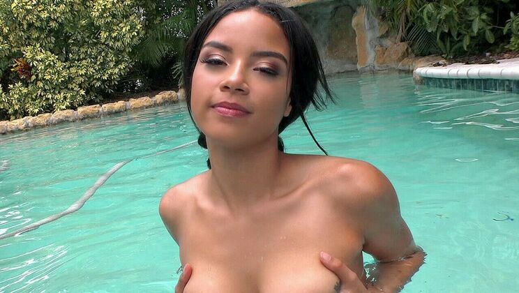 [LatinaSexTapes] - Poolside Pussy Fun with Maya - Maya Bijou