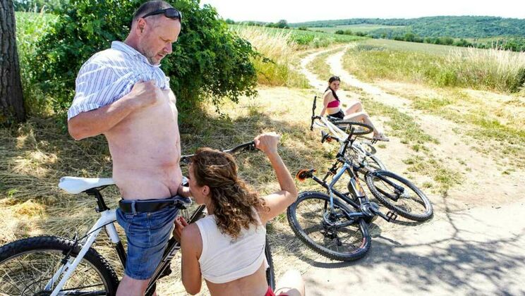 Outdoor Fuck with Melany