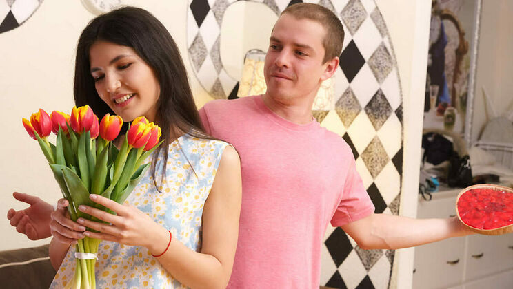 Teen Shemale Hardcore with Parish Shine