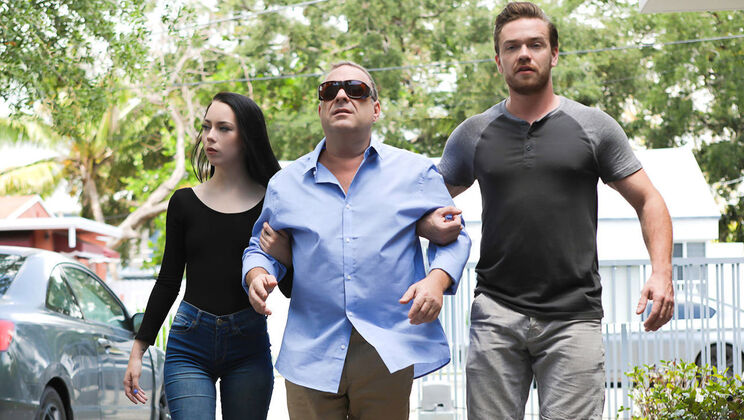 Scent of Forbidden Family