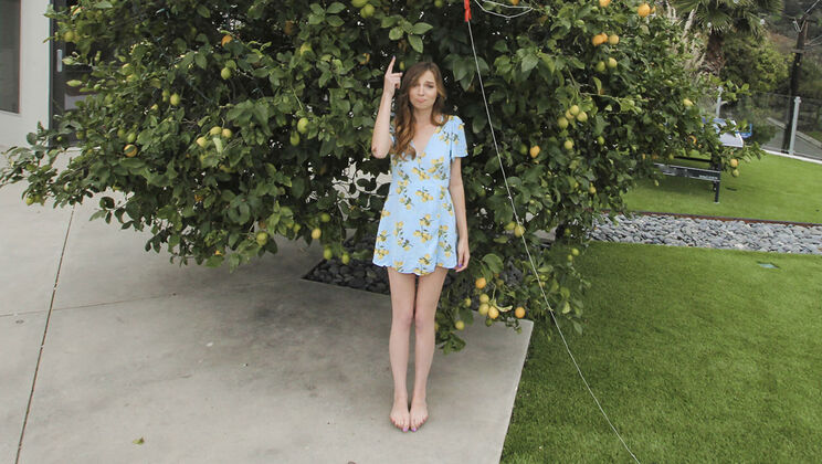 Piggyback Sex with Ava Parker