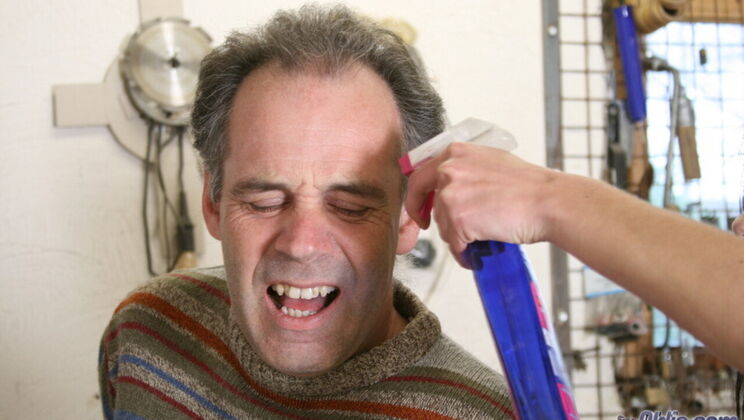 [Oldje] - A Brunette Decision