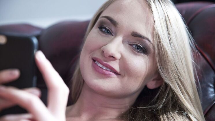 [Oldje] - Old Man Fucks Young Blonde Begging for Sex