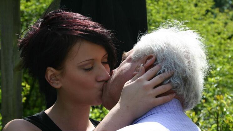 [Oldje] - Outdoor Fuck with Willie